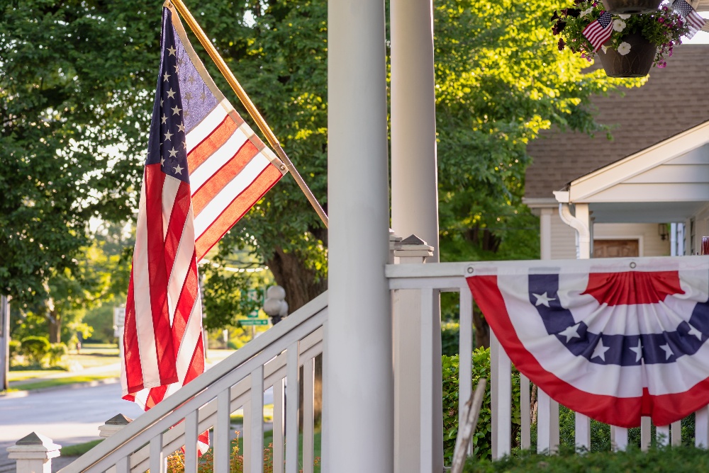 home-decorated-for-fourth-of-july-in-early-morning-light-flag-day-veterans-day-memorial-day_t20_ooZWlR-1